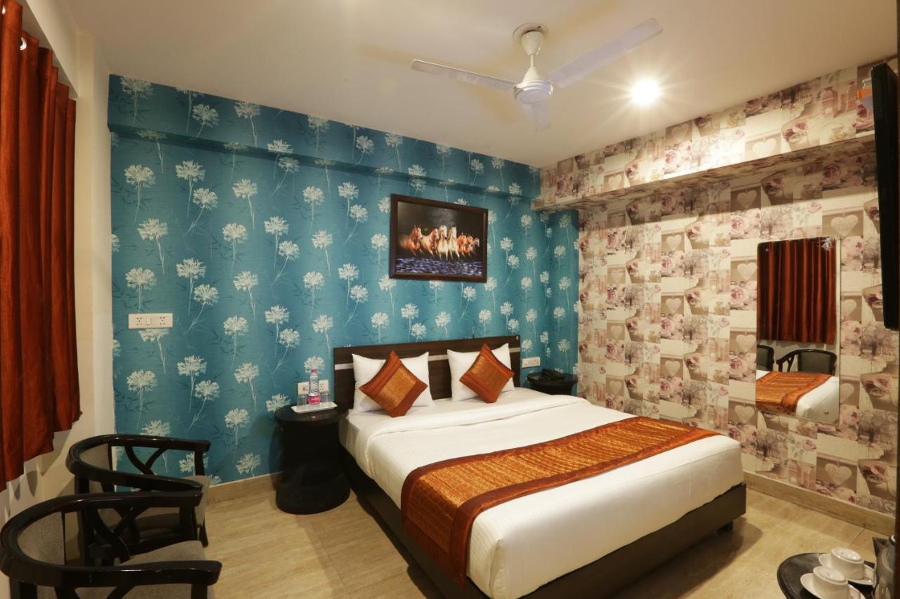 Hotel Airport Star Нью-Дели Экстерьер фото