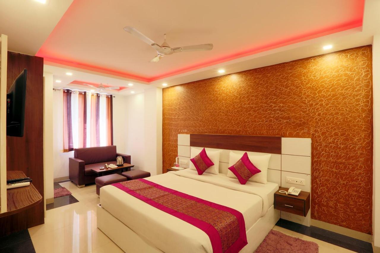 Hotel Airport Star Нью-Дели Экстерьер фото