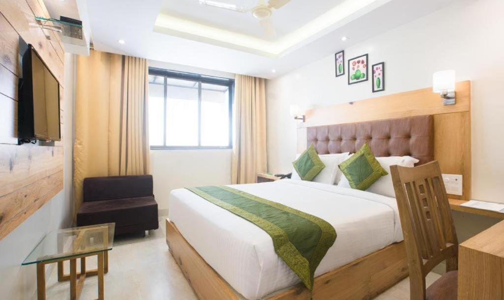 Hotel Airport Star Нью-Дели Экстерьер фото